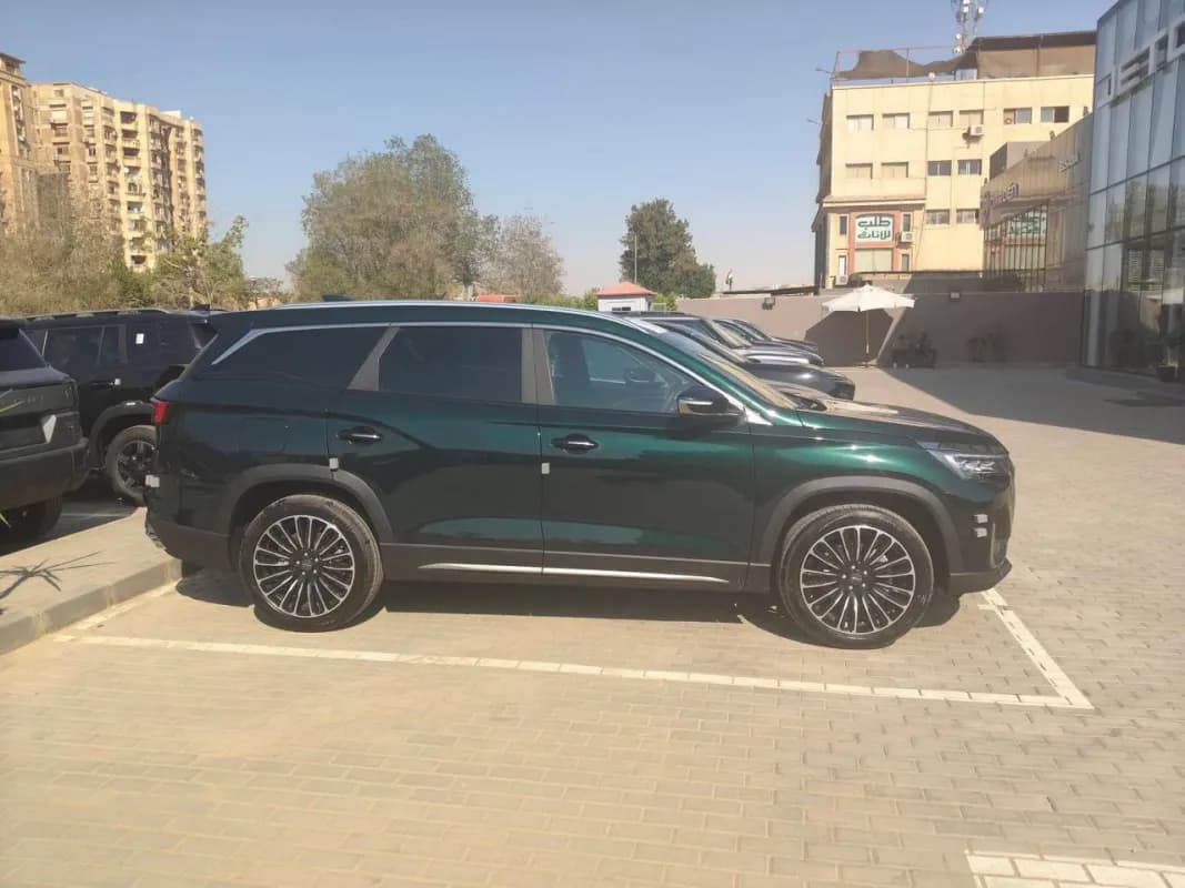 جيتور اكس 90 بلس 2027 لاكشري أخضر ناقل حركة مزدوج القابض — جديدة
