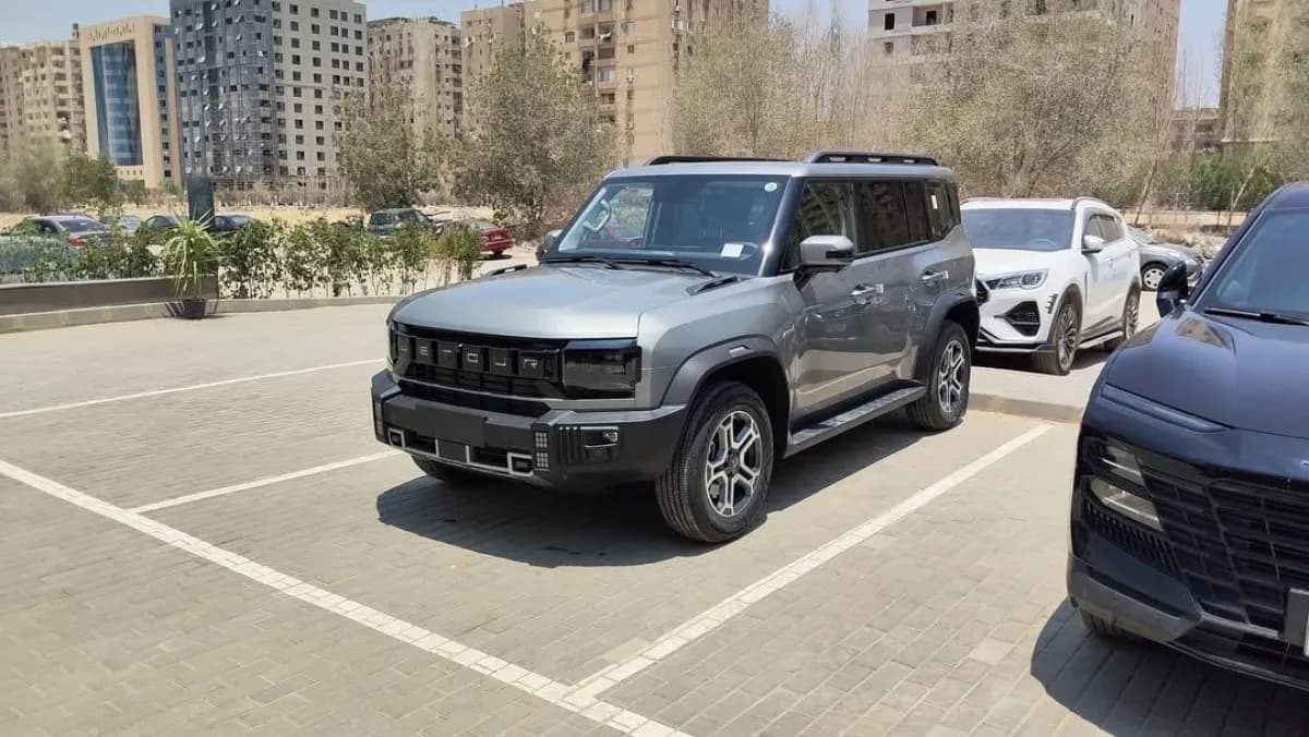 جيتور تي 2 2027 متّ كَلور رمادي ناقل حركة مزدوج القابض — جديدة