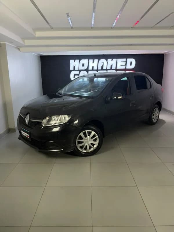 Renault Logan 2016 Highline Black Manual — Used
