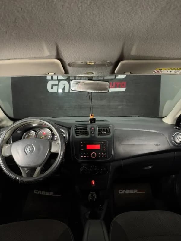 Renault Logan 2016 Highline Black Manual — Used