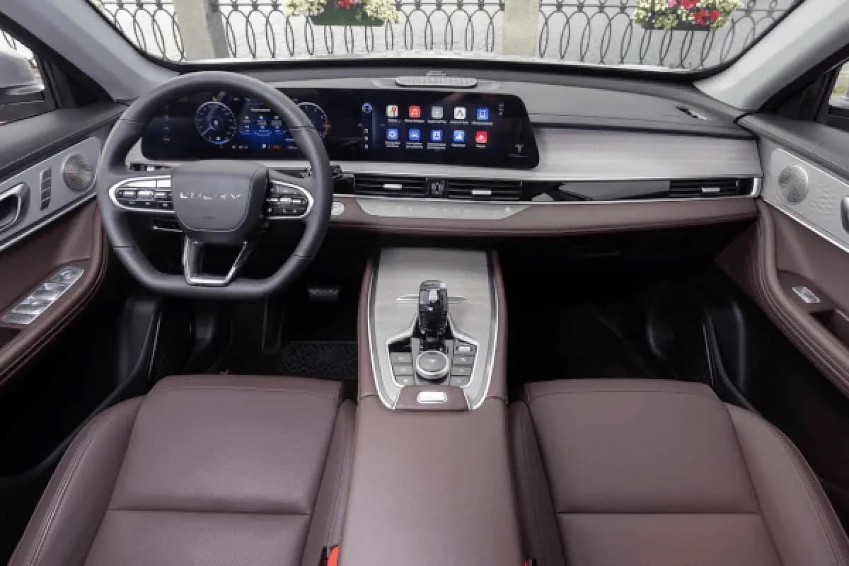 Chery tiggo 7 pro max 2027 Comfort Silver Automatic — New