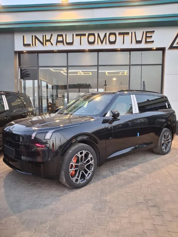 Lynk & Co 900 2026 PHEV Black Automatic — New