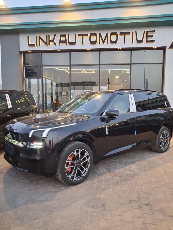 Lynk & Co 900 2026 PHEV Black Automatic — New