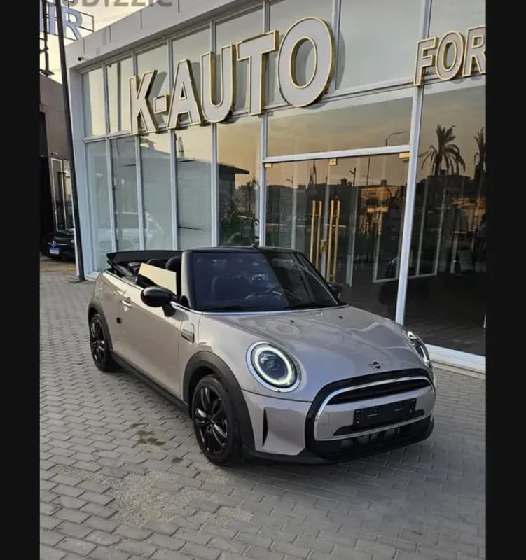 Mini Cooper 2024 Coupe Gold Automatic — Used