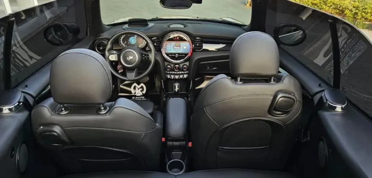 Mini Cooper 2024 Coupe Gold Automatic — Used