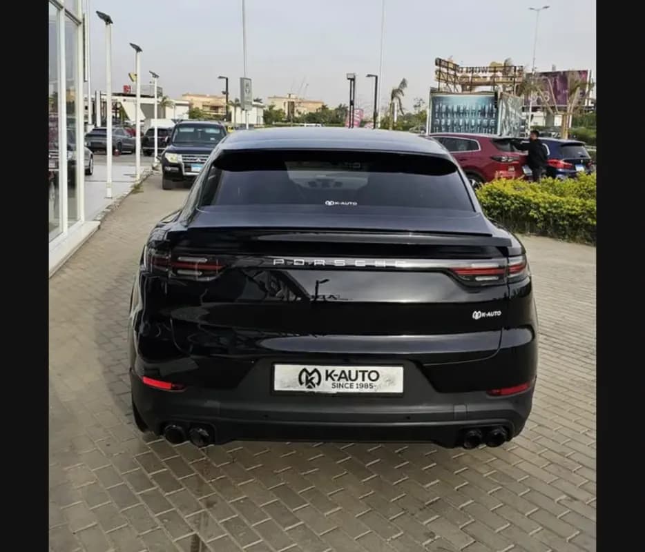 بورش كايان 2021 كوبيه أسود أوتوماتيك — مستعملة