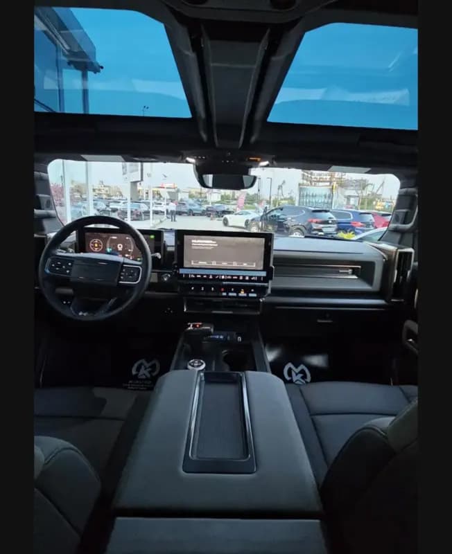 GMC Hummer 2024 Ev 2x Gray Automatic — Used
