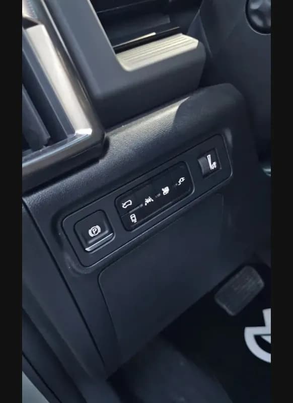 GMC Hummer 2024 Ev 2x Gray Automatic — Used
