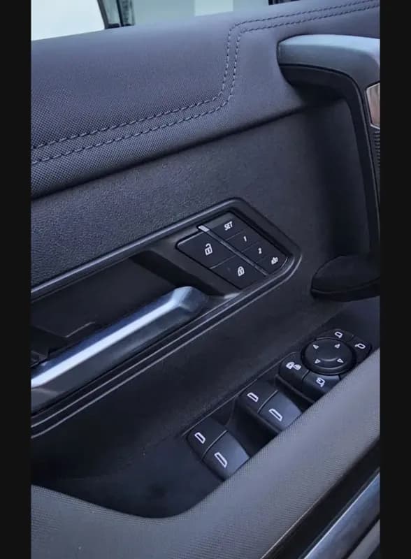 GMC Hummer 2024 Ev 2x Gray Automatic — Used