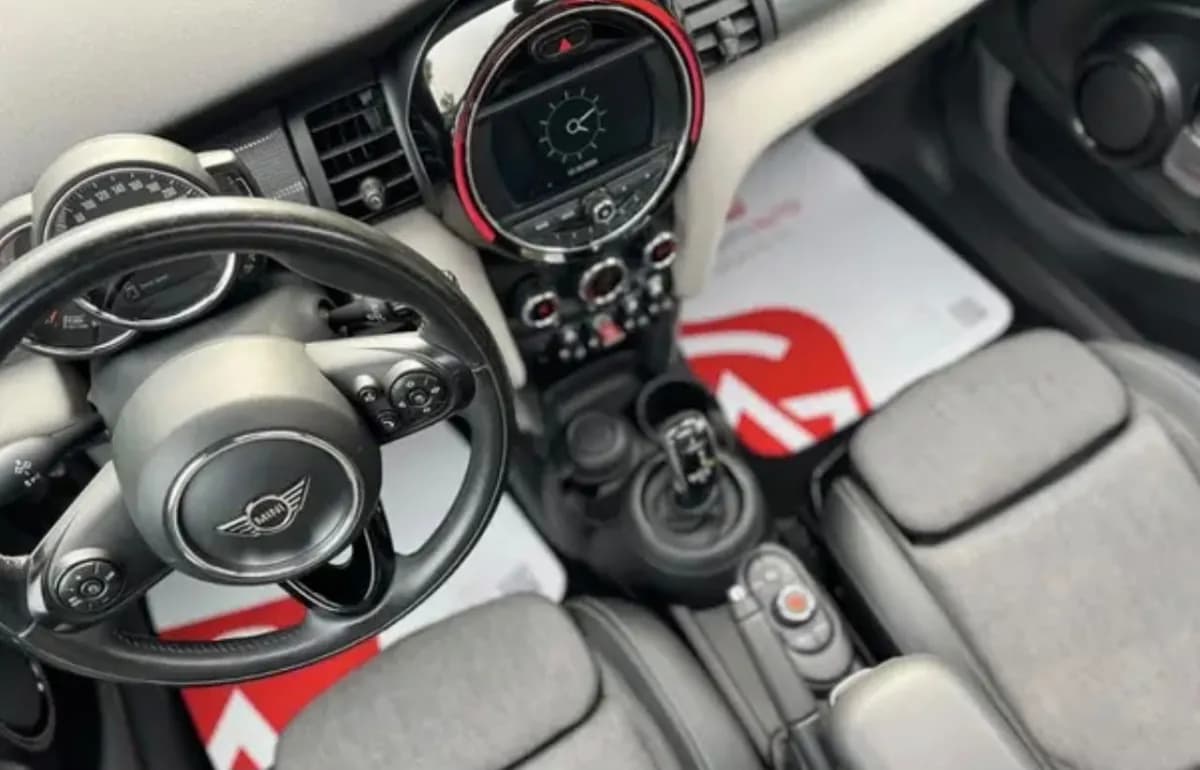 Mini Cooper 2019 Coupe Blue Automatic — Used