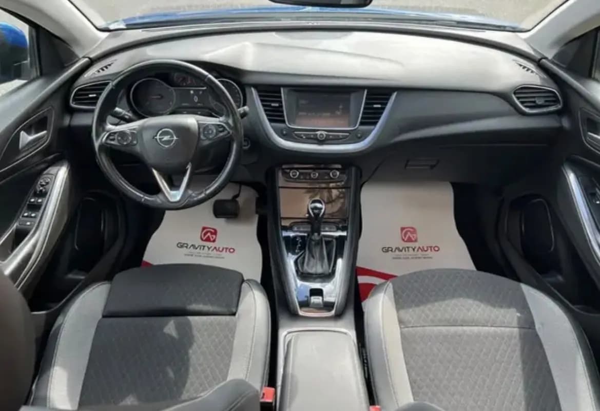 Opel Grand land 2022 Topline Blue Automatic — Used