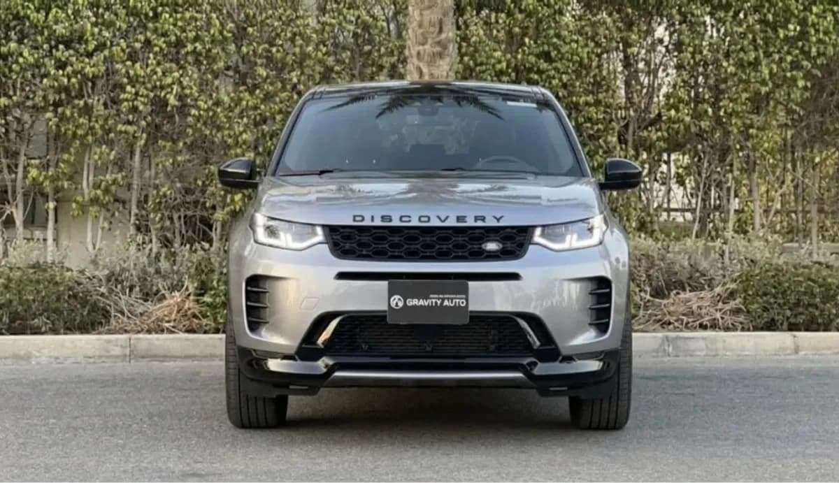 Land Rover Discovery 2025 Sport Gray Automatic — Used