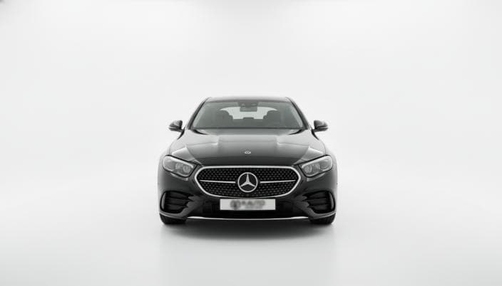 مرسيدس بنز E200 2024 ايه ام جي أسود أوتوماتيك — مستعملة - 1