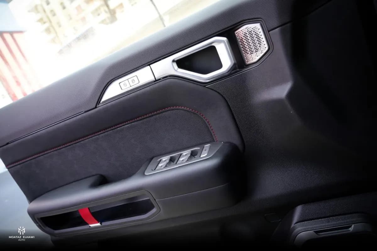 Jetour T2 2025 Luxury Black Automatic — Used