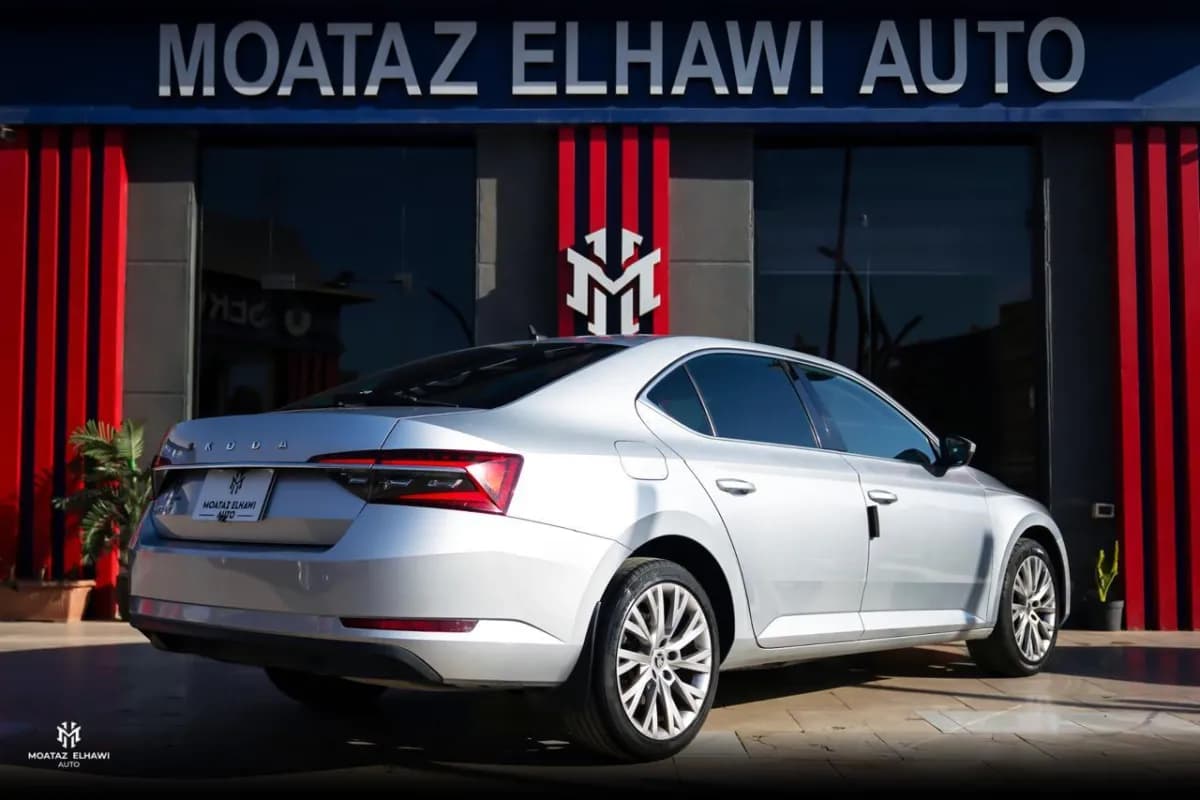 Skoda Superb 2022 Ambition Silver Automatic — Used