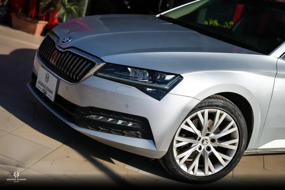 Skoda Superb 2022 Ambition Silver Automatic — Used