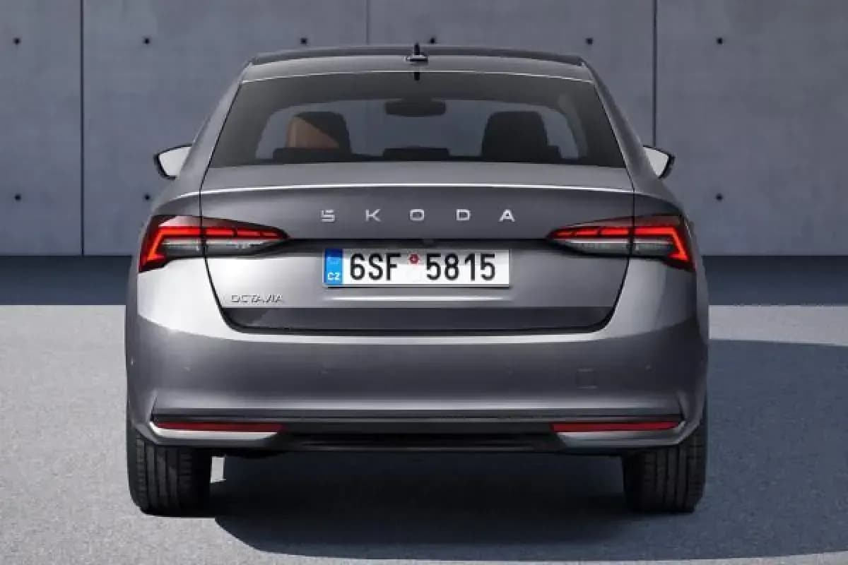 Skoda Octavia A8 2026 Suite Silver Automatic — New