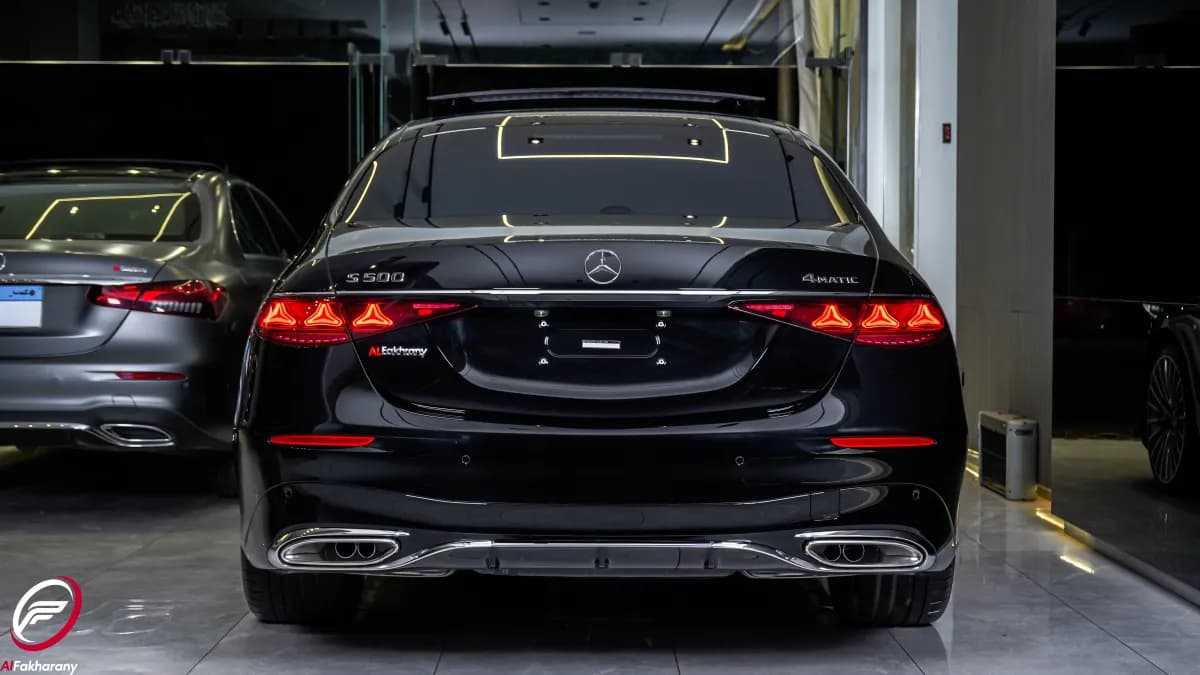 مرسيدس بنز S500 2027 اي ام جي أسود أوتوماتيك — جديدة