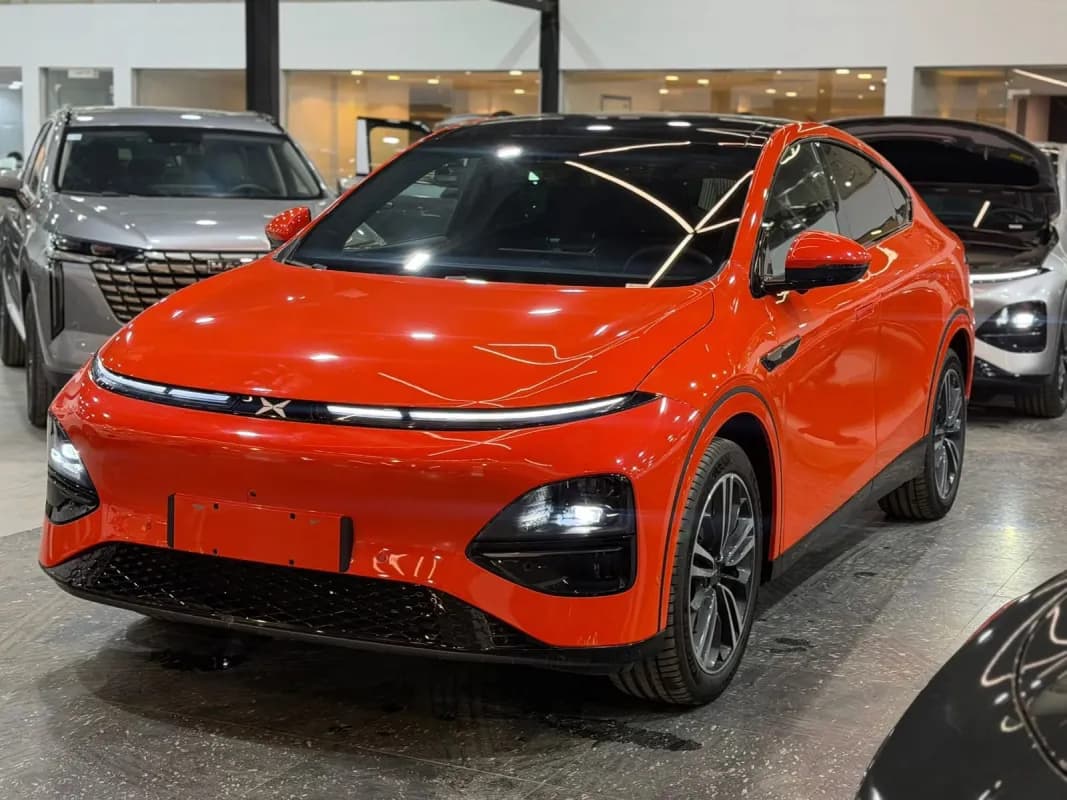 اكسبينج جي 6 2026 لونج رينج أحمر أوتوماتيك — جديدة