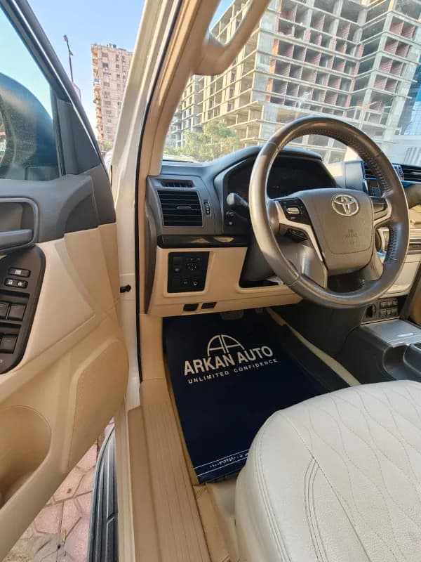 Toyota Prado 2022 TX White Automatic — Used