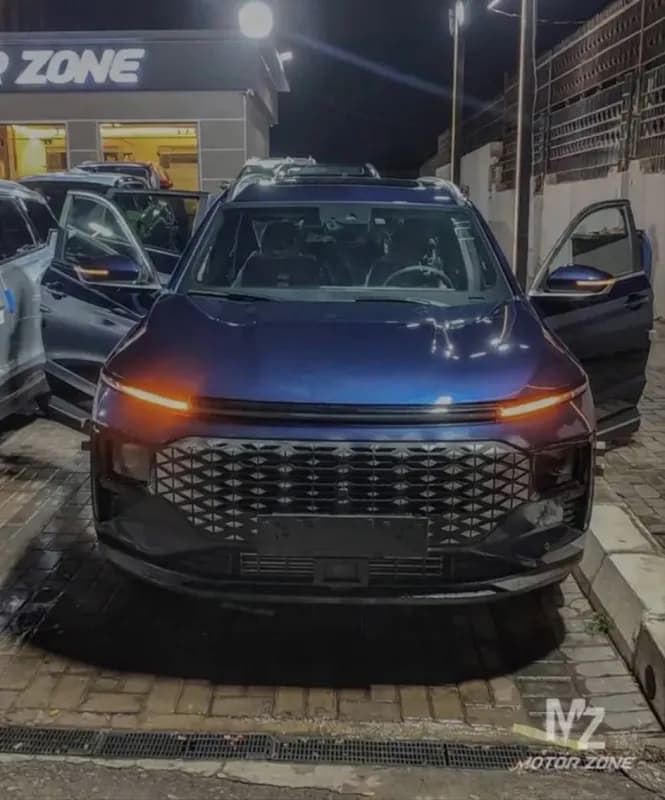 سويست S07 2027 بريميوم أسود ناقل حركة مزدوج القابض — جديدة