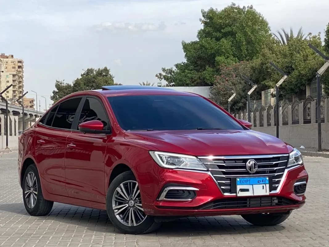 MG 5 2024 Luxury Red Cvt — Used