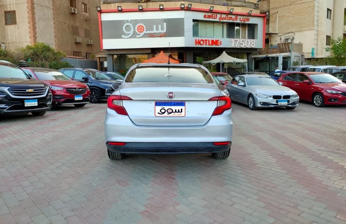 فيات تيبو 2021 هاي لاين فضي أوتوماتيك — مستعملة