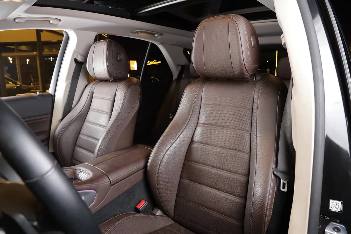 مرسيدس بنز GLE450 2026 ايه ام جي رمادي إسمنتي أوتوماتيك — جديدة