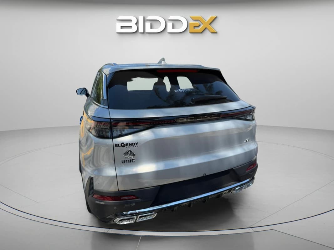 BAIC X7 2025 HighLine White Automatic — New