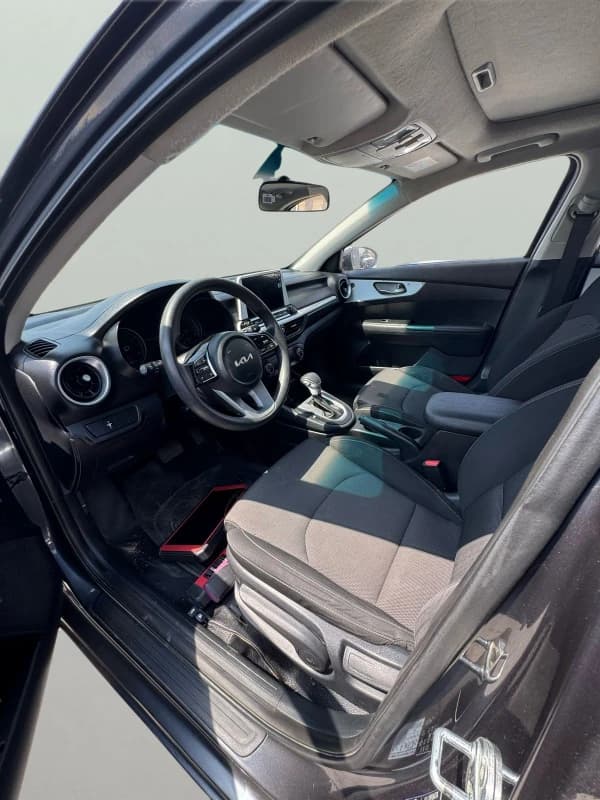 Kia Cerato 2022 LX FO Gray Automatic — Used