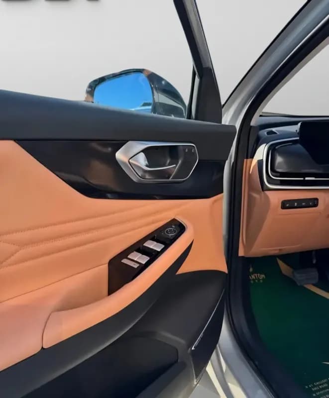 بايك X7 2025 بريميوم فضي أوتوماتيك — جديدة