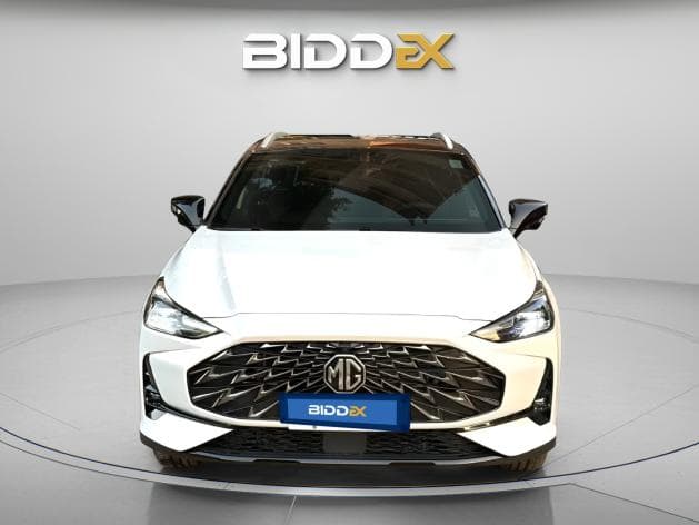 ام جي واحد 2026 لاكشري أبيض أوتوماتيك — جديدة