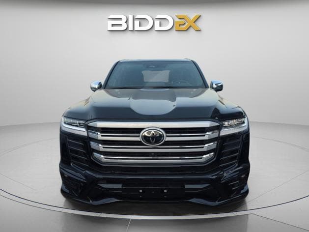 تويوتا لاند كروزر 2025