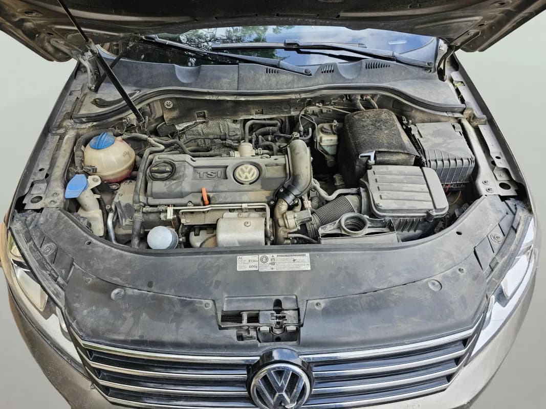 فولكس فاجن باسات 2012