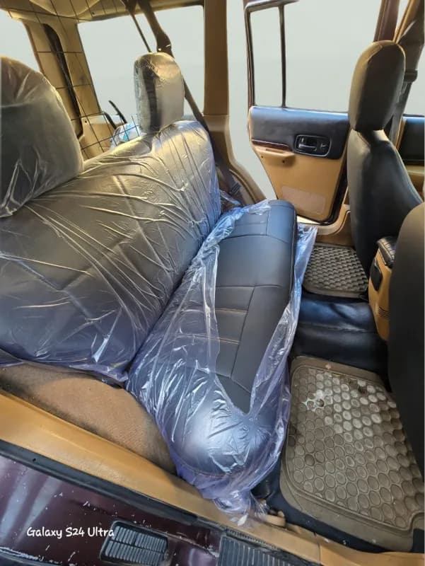 جيب شيروكي 1988