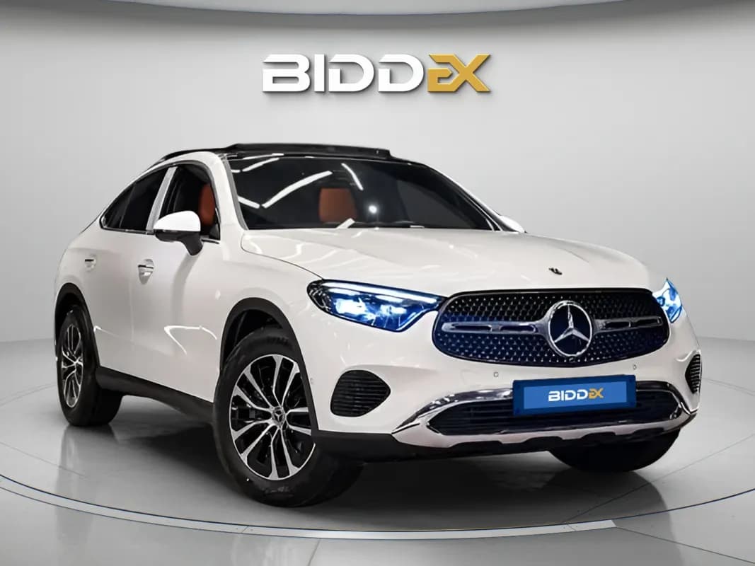 مرسيدس بنز GLC 300 2025 افنتجارد أبيض أوتوماتيك — جديدة