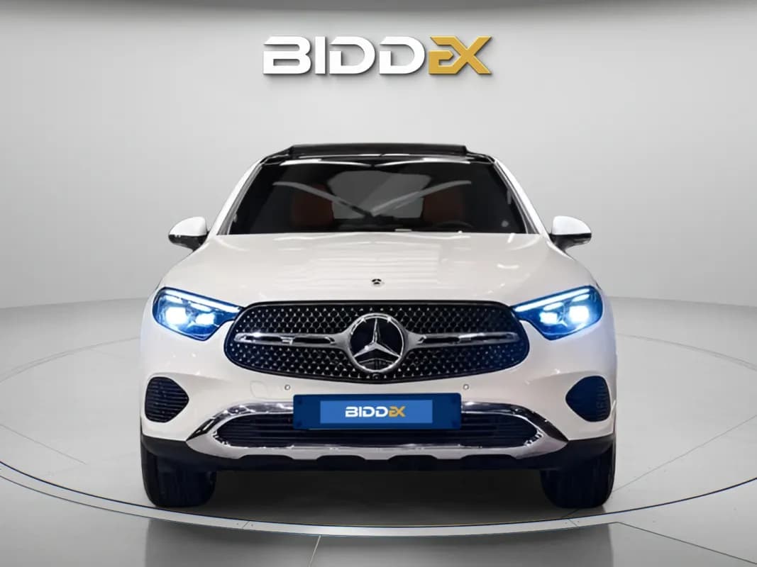 مرسيدس بنز GLC 300 2025 افنتجارد أبيض أوتوماتيك — جديدة