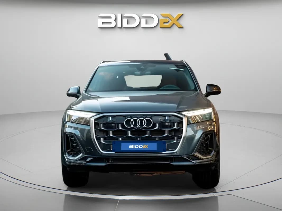 أودي Q7 2025 اس-لاين رمادي أوتوماتيك — جديدة