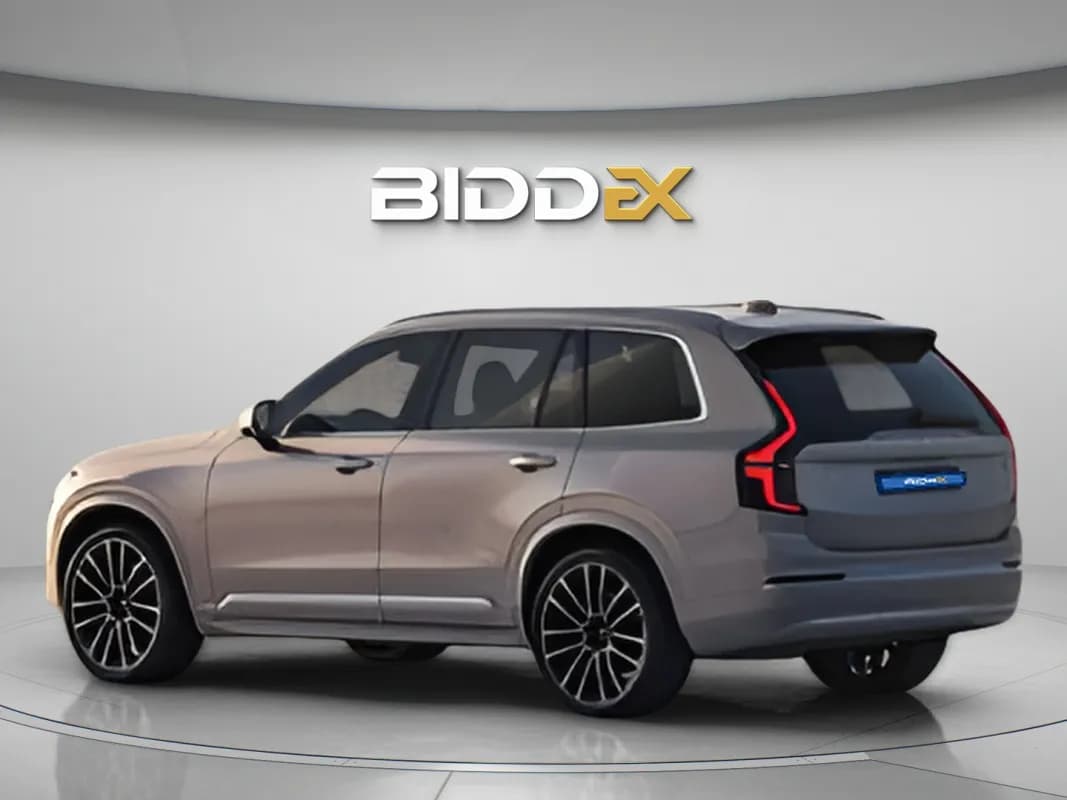 فولفو اكس سي 90 2025