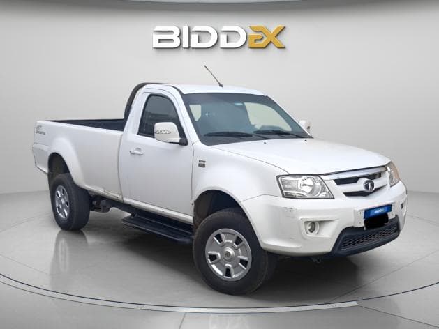 TATA Xenon 2024 Topline White Manual — Used - 1