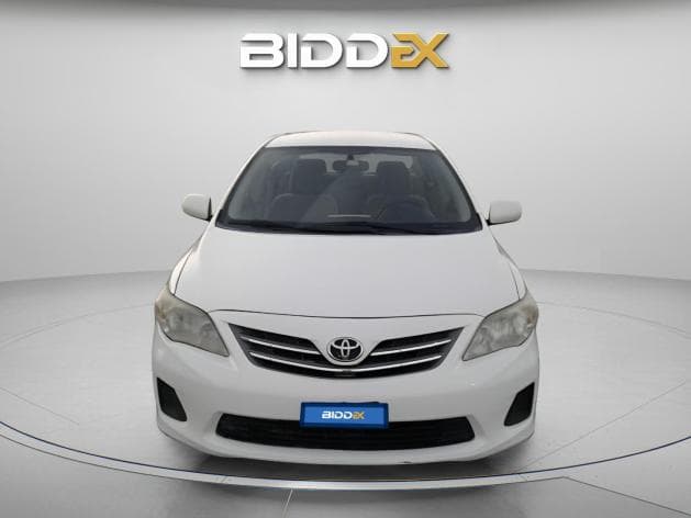 Toyota Corolla 2012 White Automatic — Used - 1