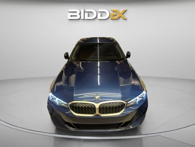 بي ام دبليو 320i 2023