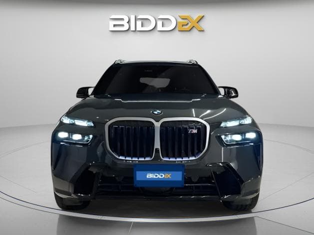بي ام دبليو X7 2024 ام 60 اي رمادي أوتوماتيك — مستعملة - 1