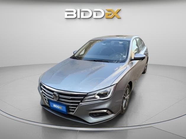ام جي 5 2020 لاكشري فضي أوتوماتيك — مستعملة - 1