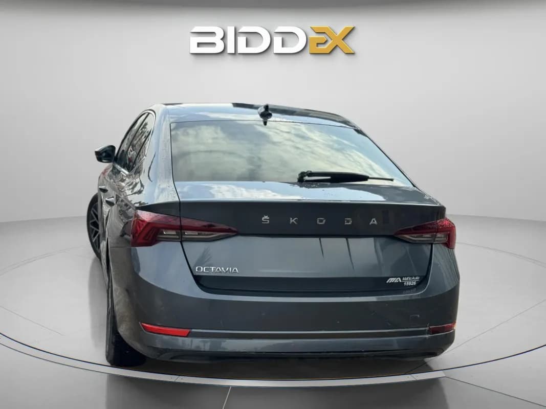 سكودا اوكتافيا 2021