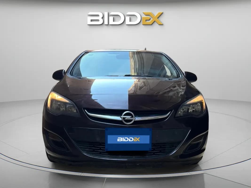 أوبل استرا 2014