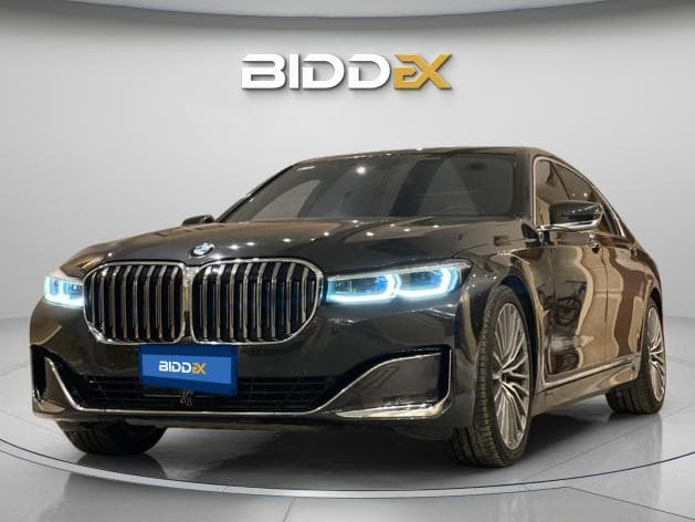 BMW 730Li 2021 Fully Loaded Black Automatic — Used - 1