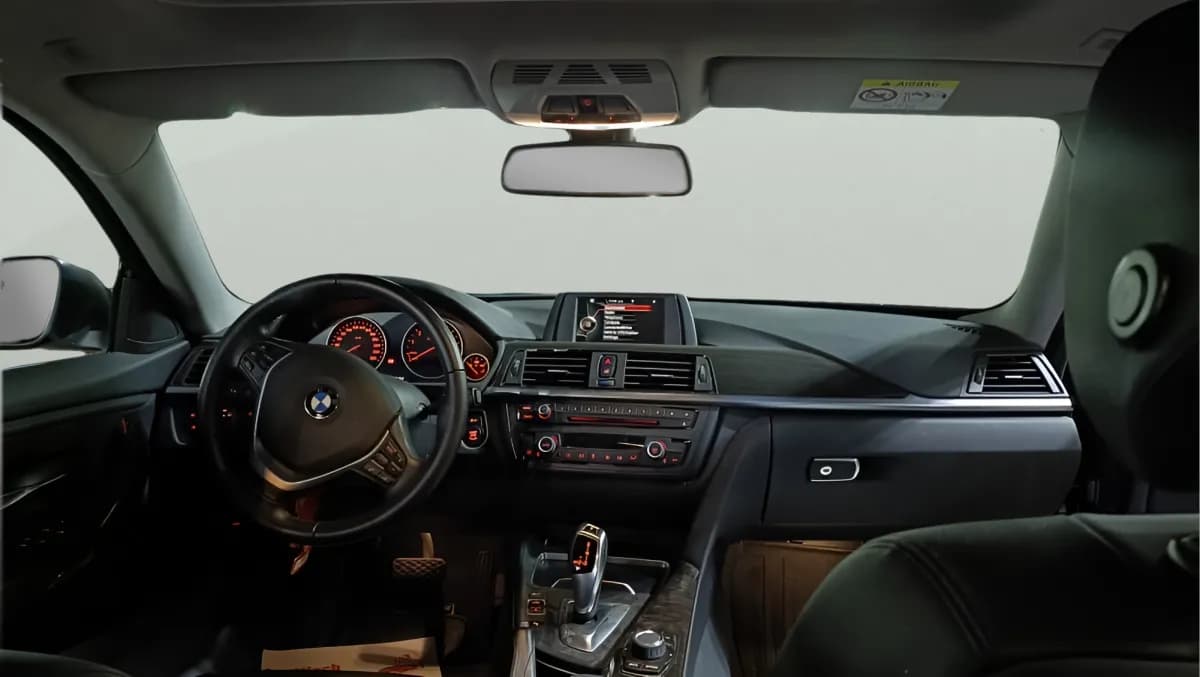 بي ام دبليو 418i 2016