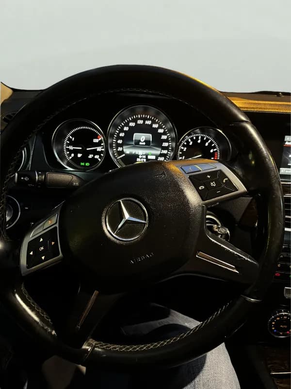 مرسيدس بنز C180 2013