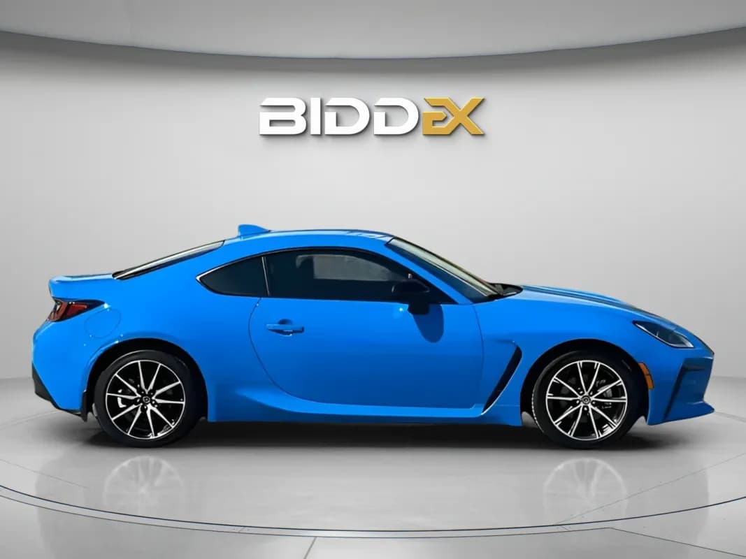 تويوتا جي ار 86 2024